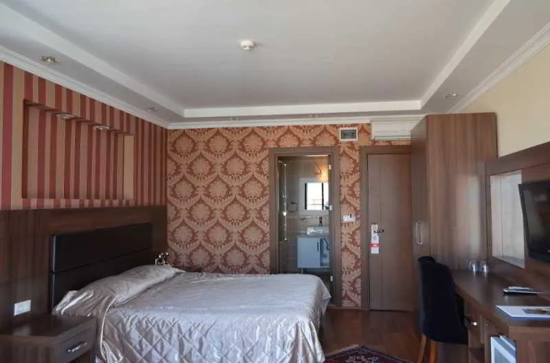 The Istanbul Hotel טורקיה