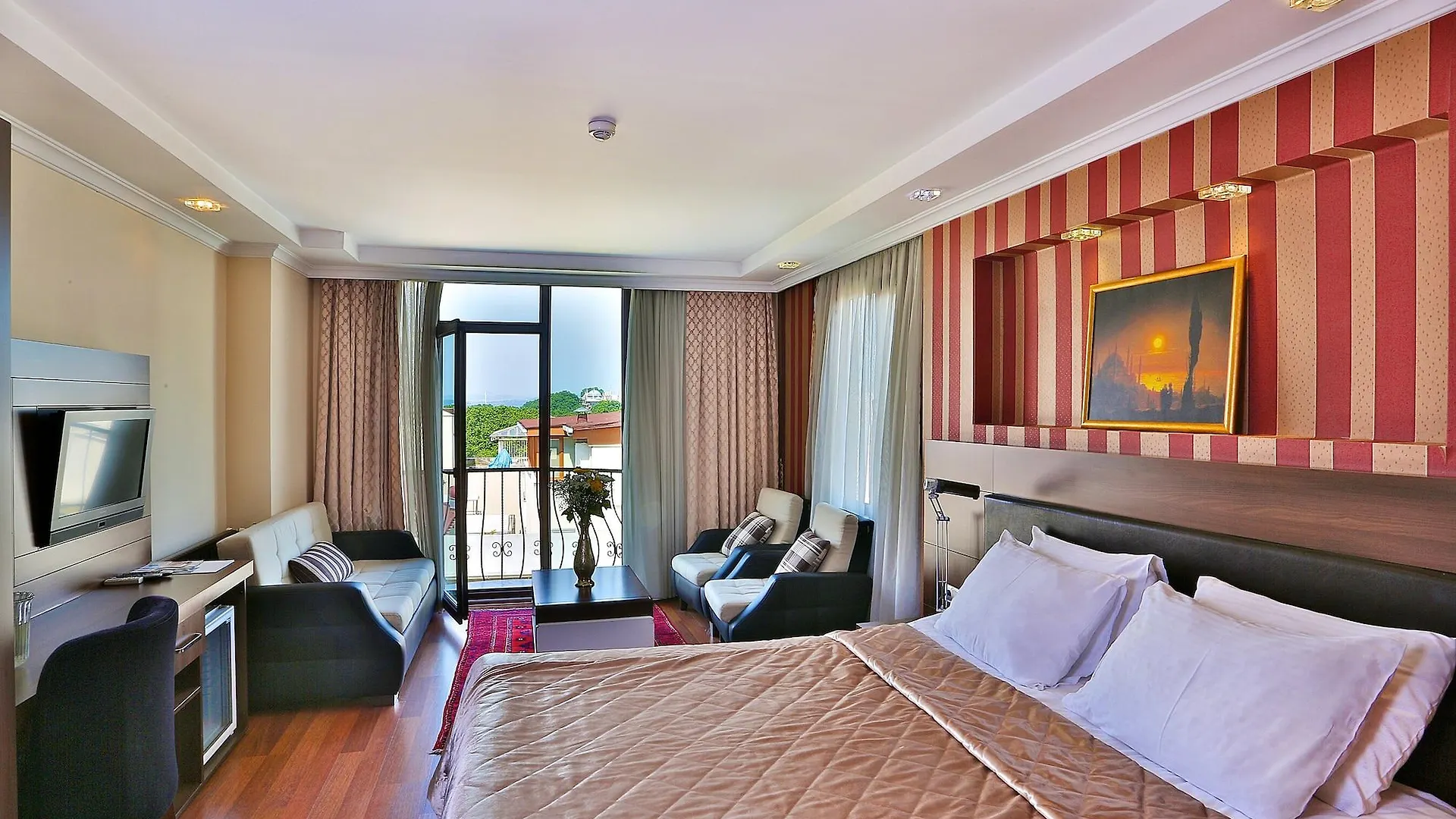 The Istanbul Hotel 3*,