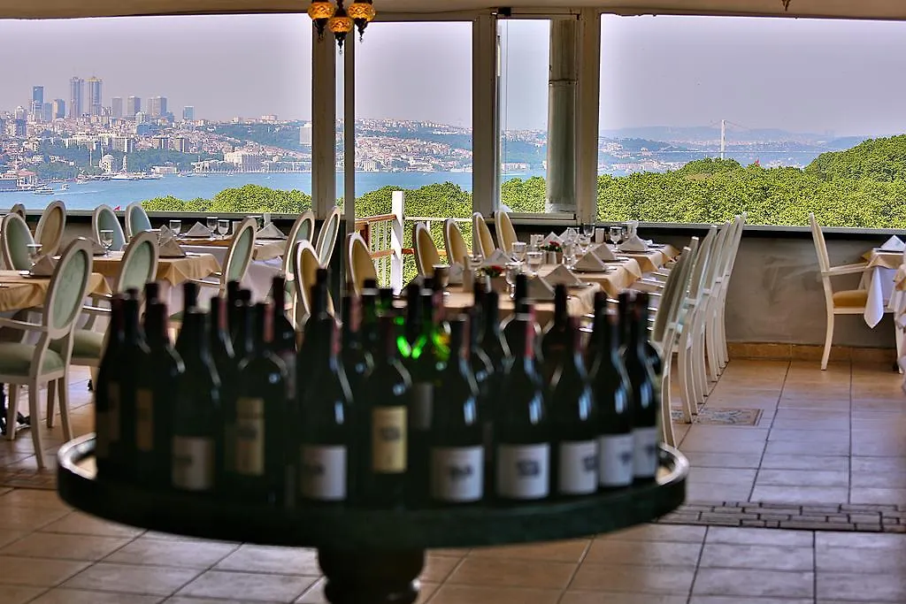 The Istanbul Hotel 3*,