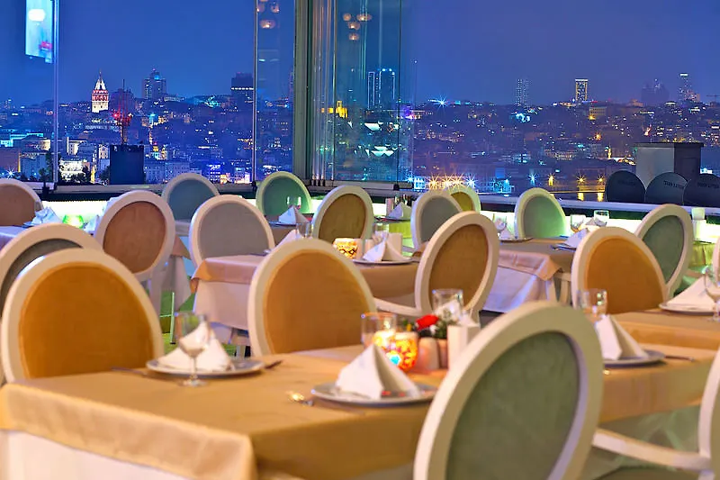 The Istanbul Hotel 3*,